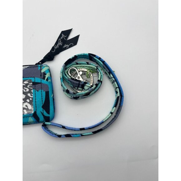 Vera Bradley Womens Camofloral Lanyard & Zip ID Case Key Ring Set 3297 - Picture 3 of 6